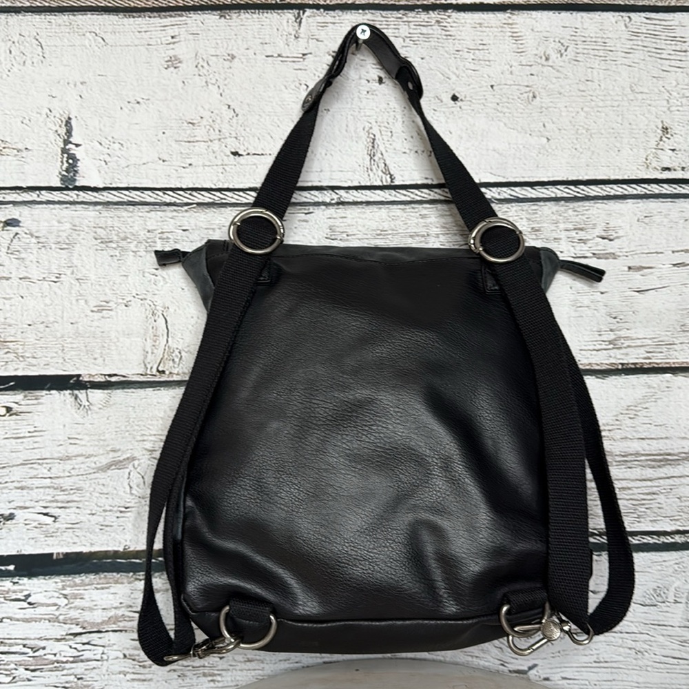 The Sak Ventura black convertible backpack bag EUC - Picture 6 of 9